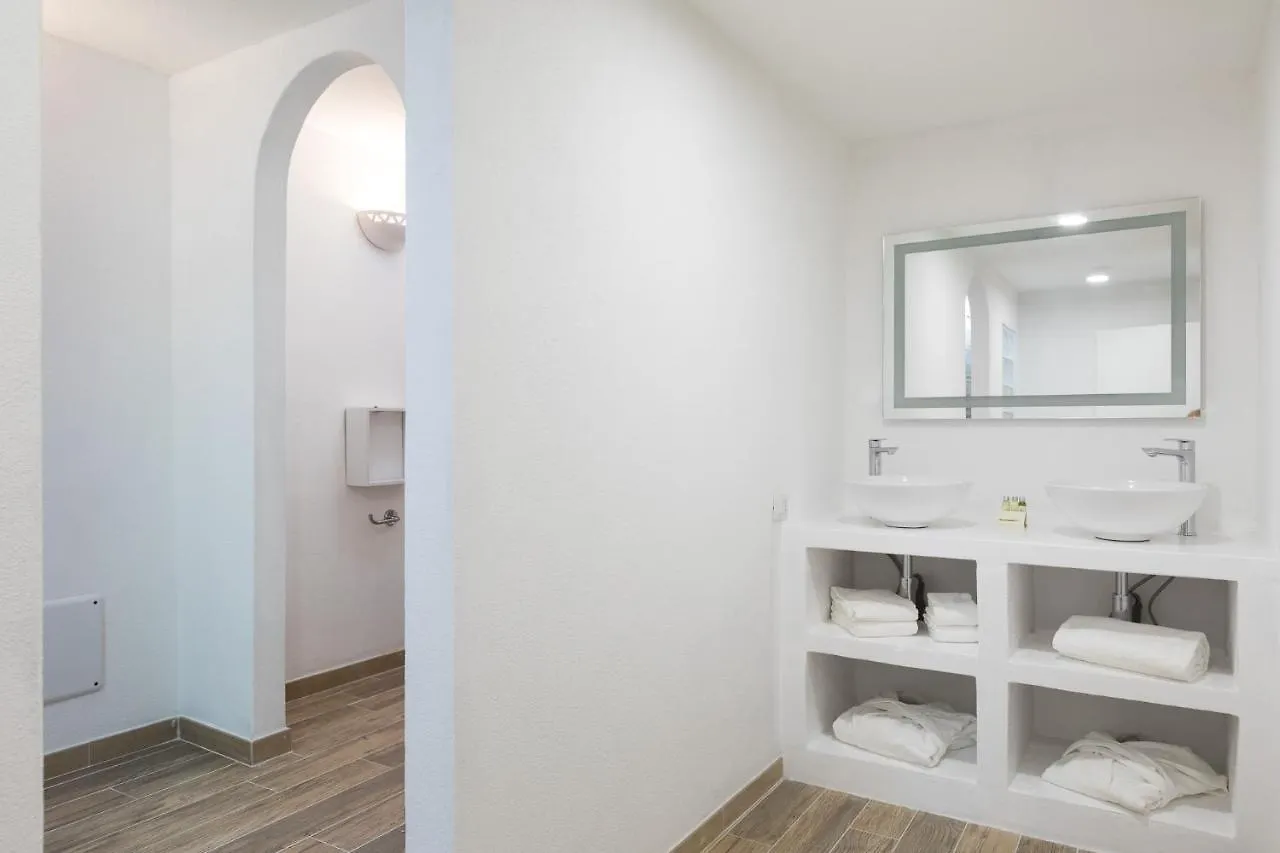 Bed & Breakfast Palmasera Charming Suites Cala Gonone