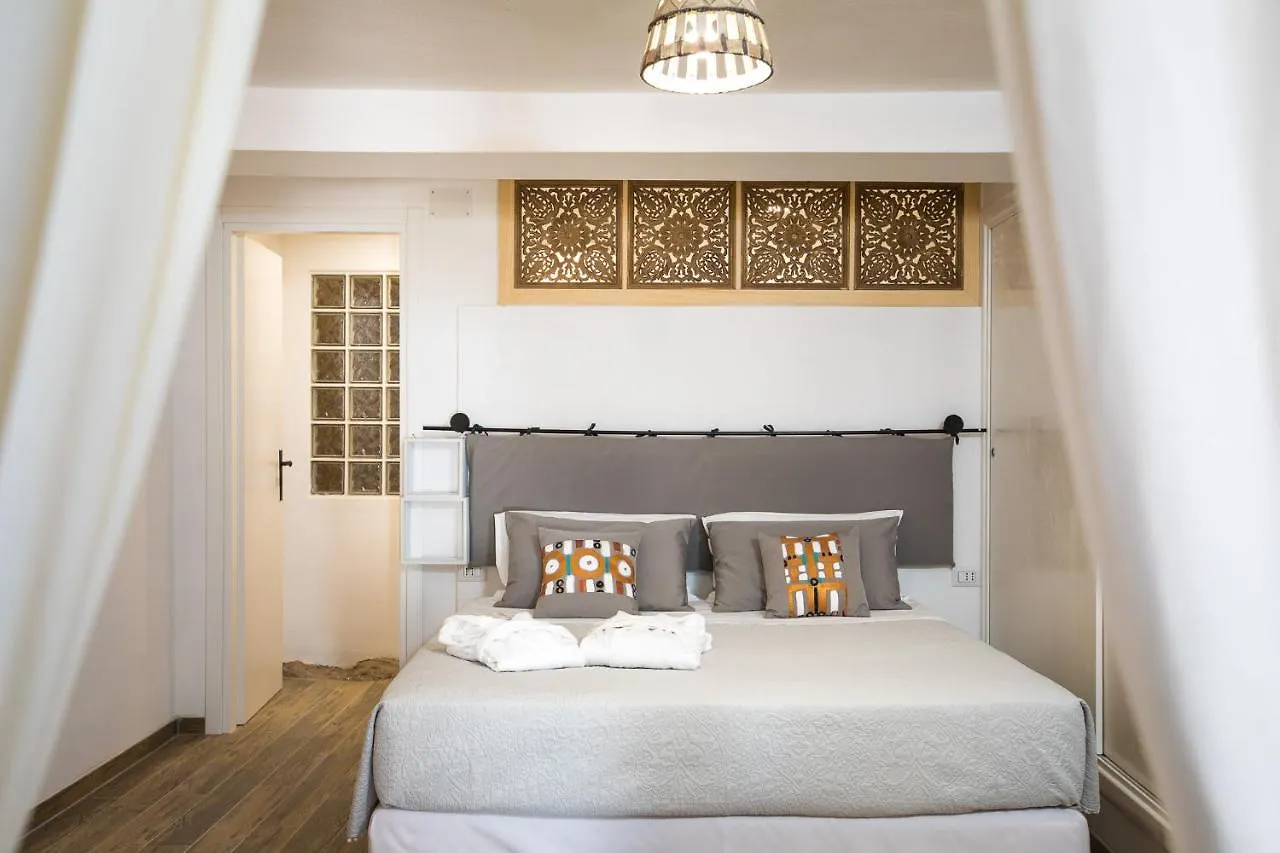 Palmasera Charming Suites Cala Gonone 0*,